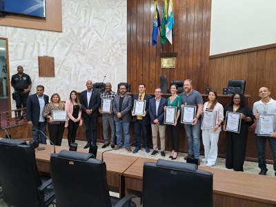 Câmara homenageia delegada titular da Deam de São João de Meriti