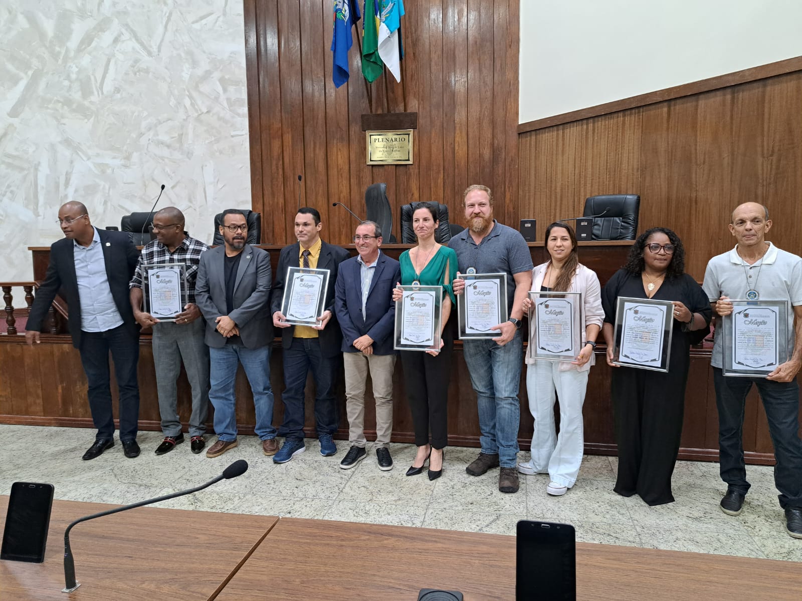 Câmara homenageia delegada titular da Deam de São João de Meriti